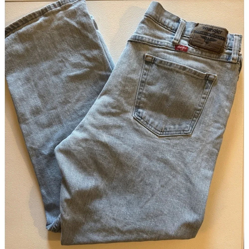 Wrangler Premium Quality Mens Straight Leg Light Wash Jeans 36x30 97FXVVB Blue